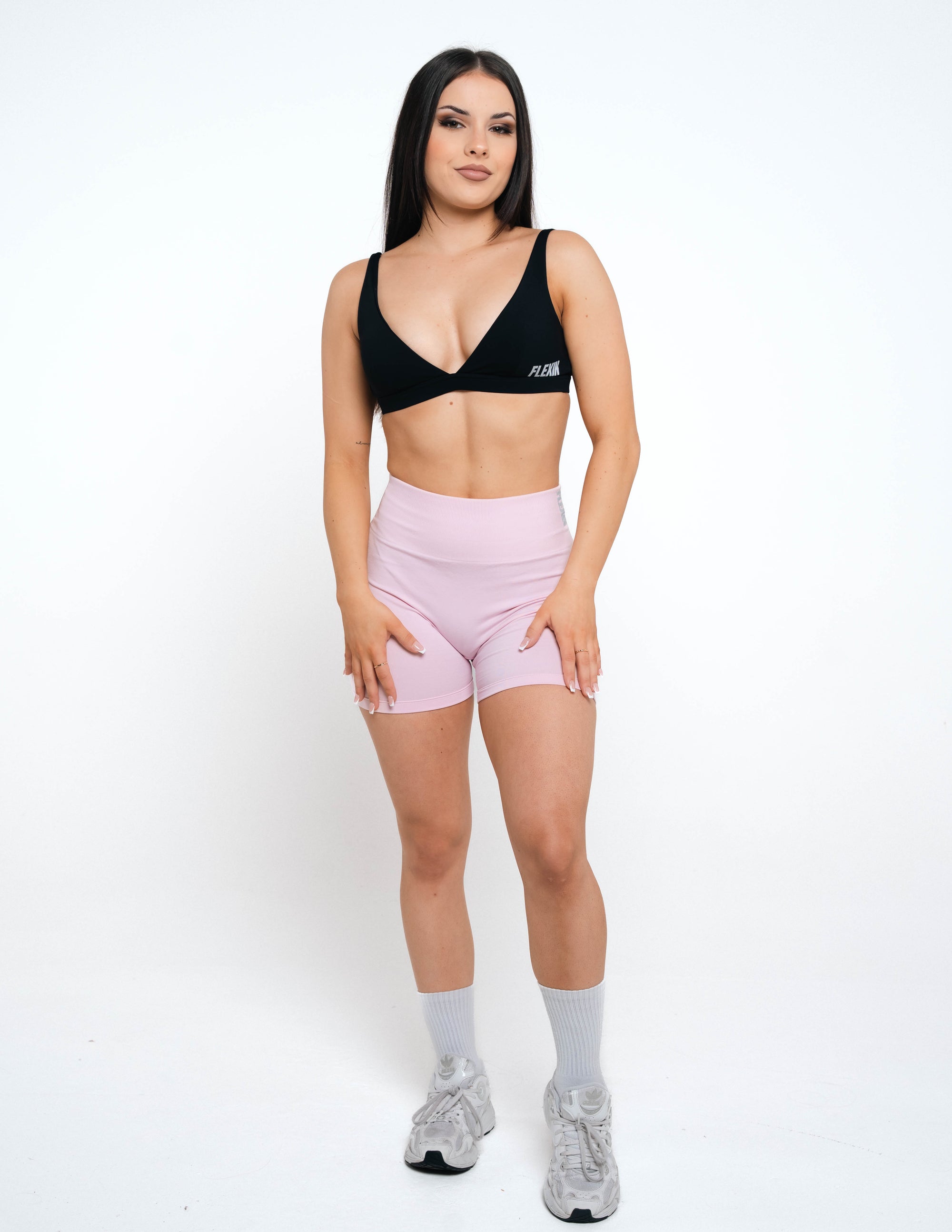 BADDIE SEAMLESS SHORTS - STRAWBERRY